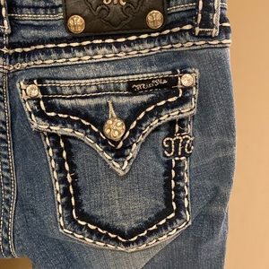 Miss Me Capri jeans with rhinestone detail